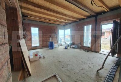 Casă cu 4 camere cu Teren 430 Mp în Central - 9