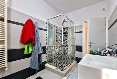 Vila cu terasa si piscina in Zadareni - 48