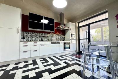 Vila cu 5 camere *344mp* + 800mp Teren // Zona Bucurestii Noi - 18