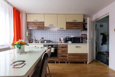 DE VANZARE CASA CU 4 CAMERE BUNA ZIUA - 2