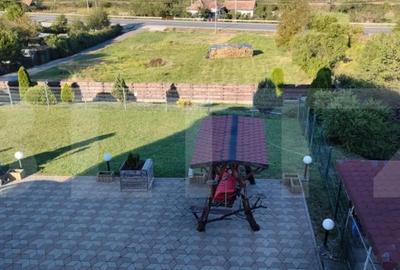 Casă cu 5 camere cu Teren 6700 Mp în Someșeni - 12
