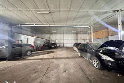 Spațiu comercial, de 1,000 mp, în Central - 1