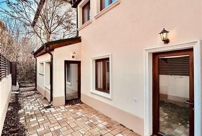 Casă individuală cu 8 camere în Herăstrău