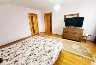 Casă cu 10 camere cu Teren 781 Mp în Cartierul Traian - 10