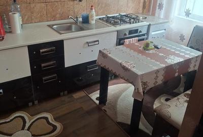 Apartament cu 2 camere decomandat în Vâlcea - 3