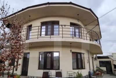 Casă cu 5 camere cu Teren 250 Mp în Central - 14