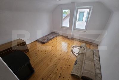 Casa Spatioasa 285 mp, 9 camere, 750 mp curte zona Schit - Cetate - 18