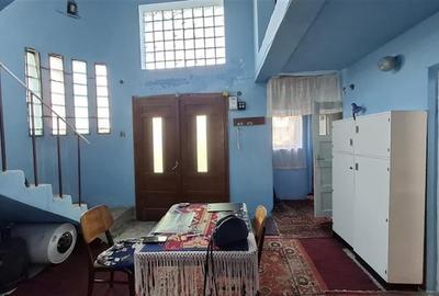 Casa Vanatori, P+ET, 904 mp teren, zona Primarie - 1