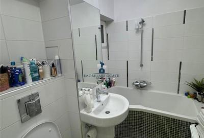 Apartament cu 3 camere decomandat în Giurgiului - 11