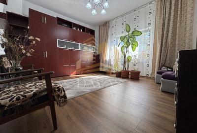 Apartament la casa de 2 camere decomandat | Grigorescu - 1