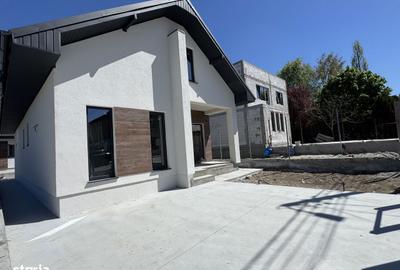 Casă cu 3 camere cu Teren 280 Mp în Valu lui Traian - 1