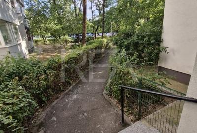 Apartament cu 3 camere la 650 de metri distanta de mers pe jos de parcul Titan - 16