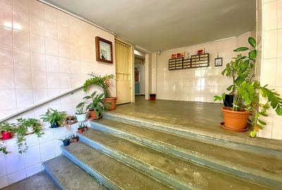 Apartament cu 3 camere decomandat în Rahova - 14