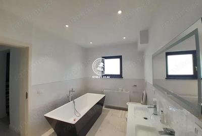 Casă cu 2 camere cu Teren 400 Mp în Lețcani - 11