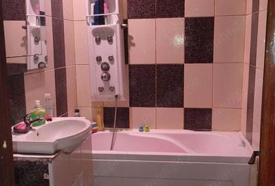 Apartament cu 2 camere semidecomandat în Micro 5 - 2