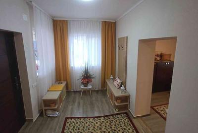 Casă cu 4 camere în Dicănești - 1