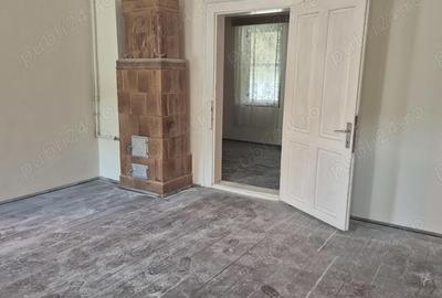 Casă cu 4 camere în Central - 6