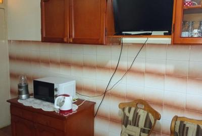 Apartament cu 2 camere semidecomandat, mobilat în Central - 2