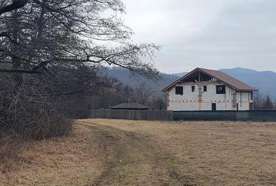 Teren de 2800 mp, în Sovata - 10