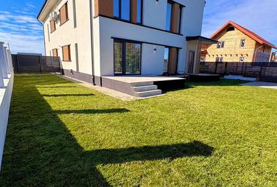 Casă cu 5 camere cu Teren 300 Mp în Domnești