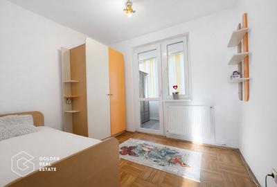 Apartament cu 4 camere, zona Micalaca, etaj 3, decomandat - 5