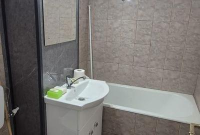 Apartament cu 3 camere decomandat în Republicii - 4