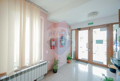 Birou, 857 mp în Calea Clujului