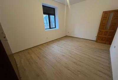 Garsonieră ultracentrală, renovată, vedere parc ? Parcul Cancicov - 6