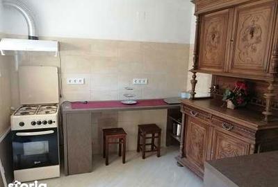 Casă cu 4 camere cu Teren 140 Mp în Central - 8