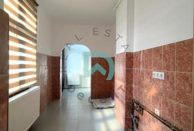 Casă individuală cu 4 camere cu Canalizare în Schei - 3