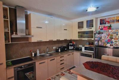 Casa de vanzare in cartier rezidential Westfield 185.000 euro - 2