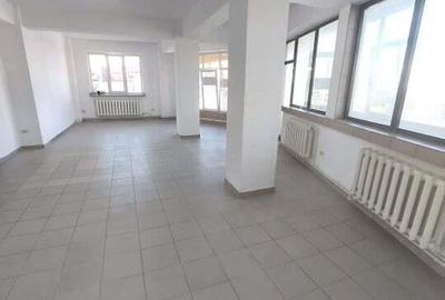 Ultracentral -bd. Mamaia , spatiu IDEAL BIROURI, 130 mp., etaj 1 - 5