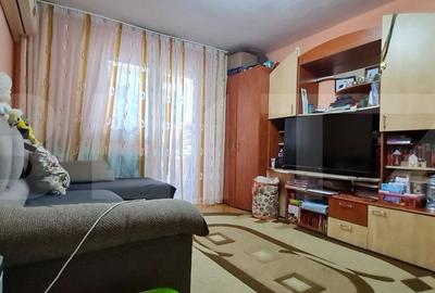 Apartament de vanzare, cu 2 camere, 41 mp, zona Grivitei - 2