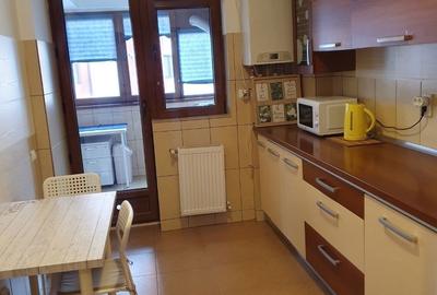 Apartament cu 2 camere decomandat în Central - 3