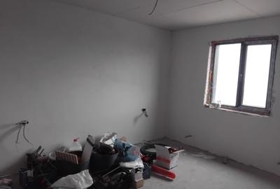 Casă cu 6 camere cu Canalizare în Lumina - 7