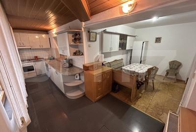 Apartament cu 3 camere 78 mp, zona Stefan cel Mare