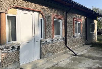Casă cu 3 camere cu Teren 850 Mp în Braniștea - 1