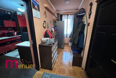 Apartament 3 camere,str.Spitalului - 14