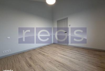 Casă cu 4 camere semidecomandat cu Teren 450 Mp în Central - 5
