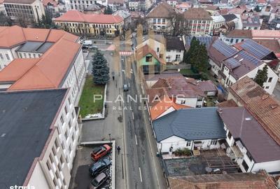 Casă cu 6 camere cu Garaj în Ultracentral - 8