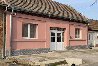 Casă cu 4 camere în Răcășdia - 1