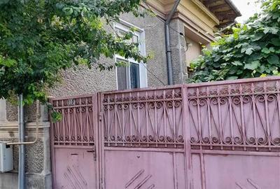 Casă individuală cu 4 camere cu Teren 211 Mp în Apollo - 8