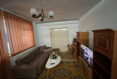 De vanzare apartament cu 3 camere in Dambu - 4