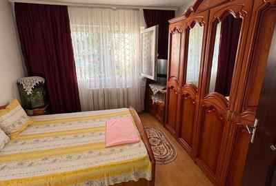 Apartament cu 3 camere decomandat în Sat Vacanță - 11