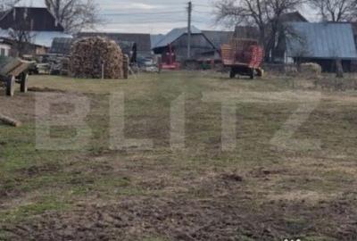 Teren de 6133 mp, în Central - 9