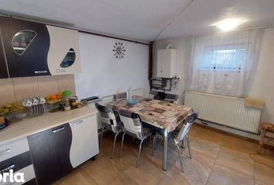 Casă cu 3 camere cu Teren 290 Mp în Central - 4