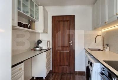 Apartament de vanzare 3 camere, 55 mp, zona Micro 17 - 7