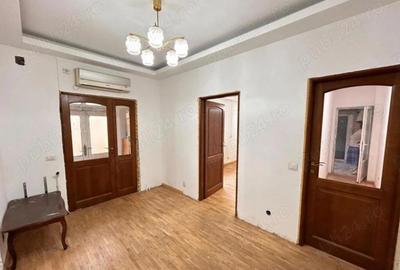 Casa -Metrou Eroii Revolutiei - 2