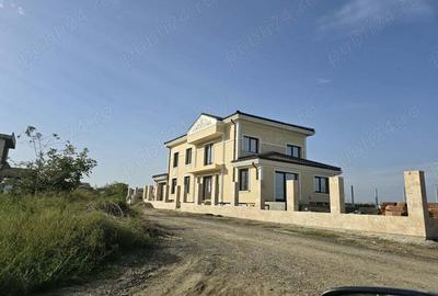 Teren de vanzare in Palazu Mare - 2