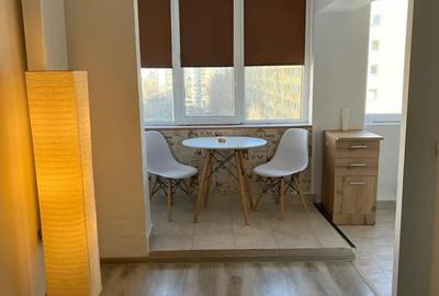 Garsonieră decomandată în Titan - 7